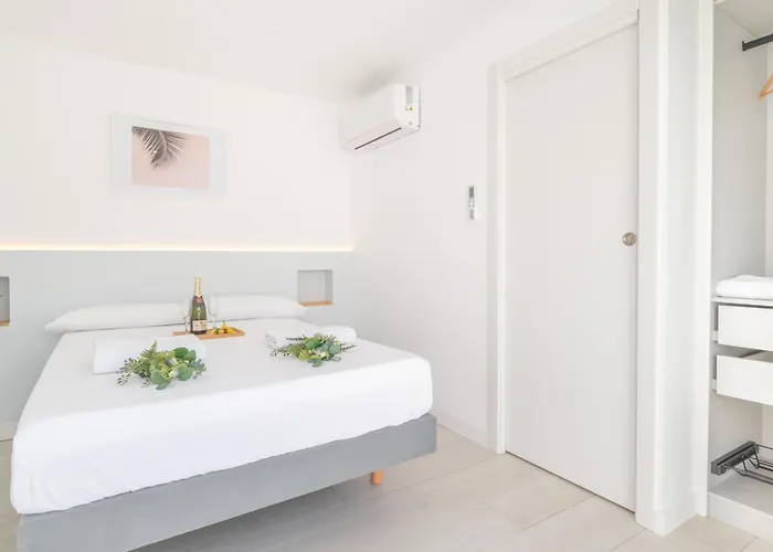 Будинок відпочинку Casa Boliches Sunny & Near Fuengirola's Фуенхірола