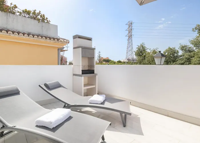 Casa Boliches Sunny & Near Fuengirola's Будинок відпочинку Фуенхірола