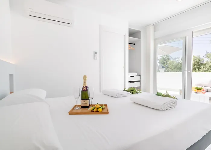 Будинок відпочинку Casa Boliches Sunny & Near Fuengirola's *